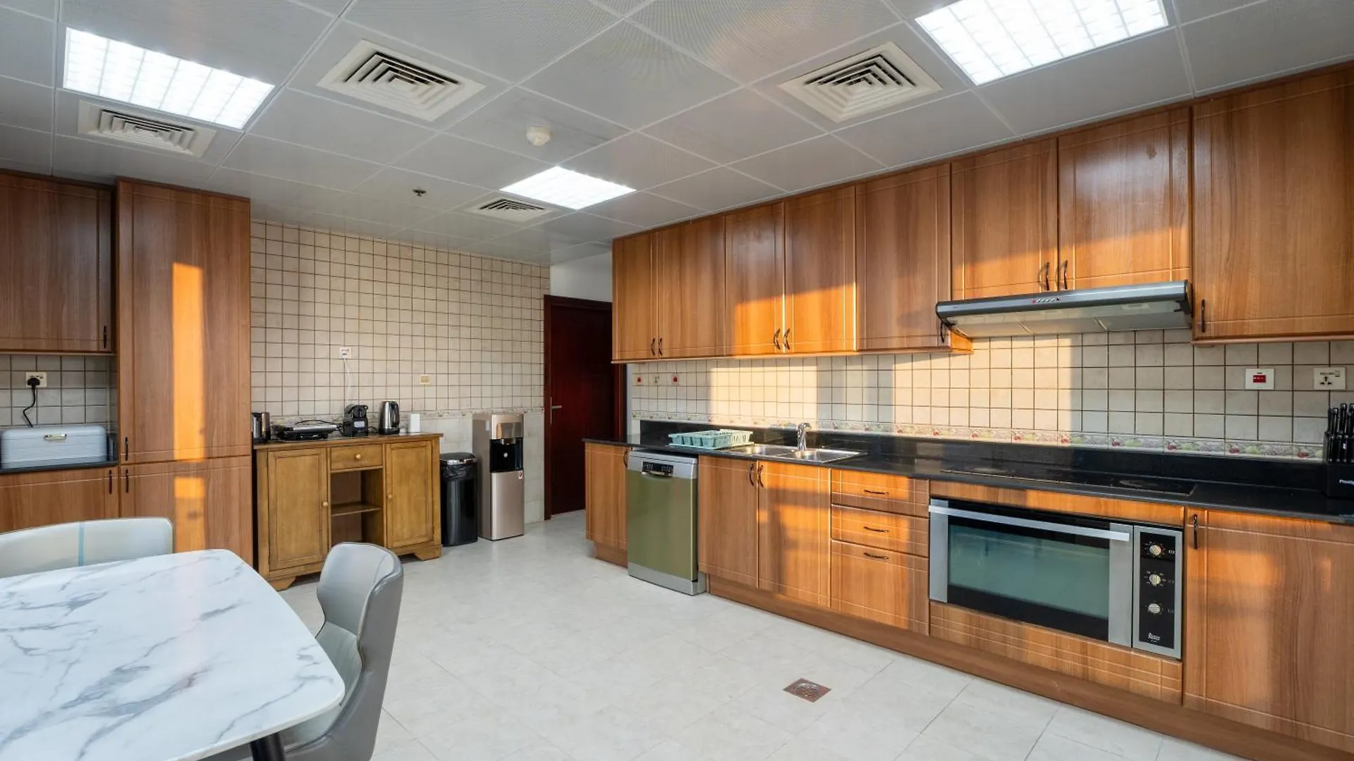 87 Floor Penthouse Full Sea View 5 Bhk Apartment Dubai